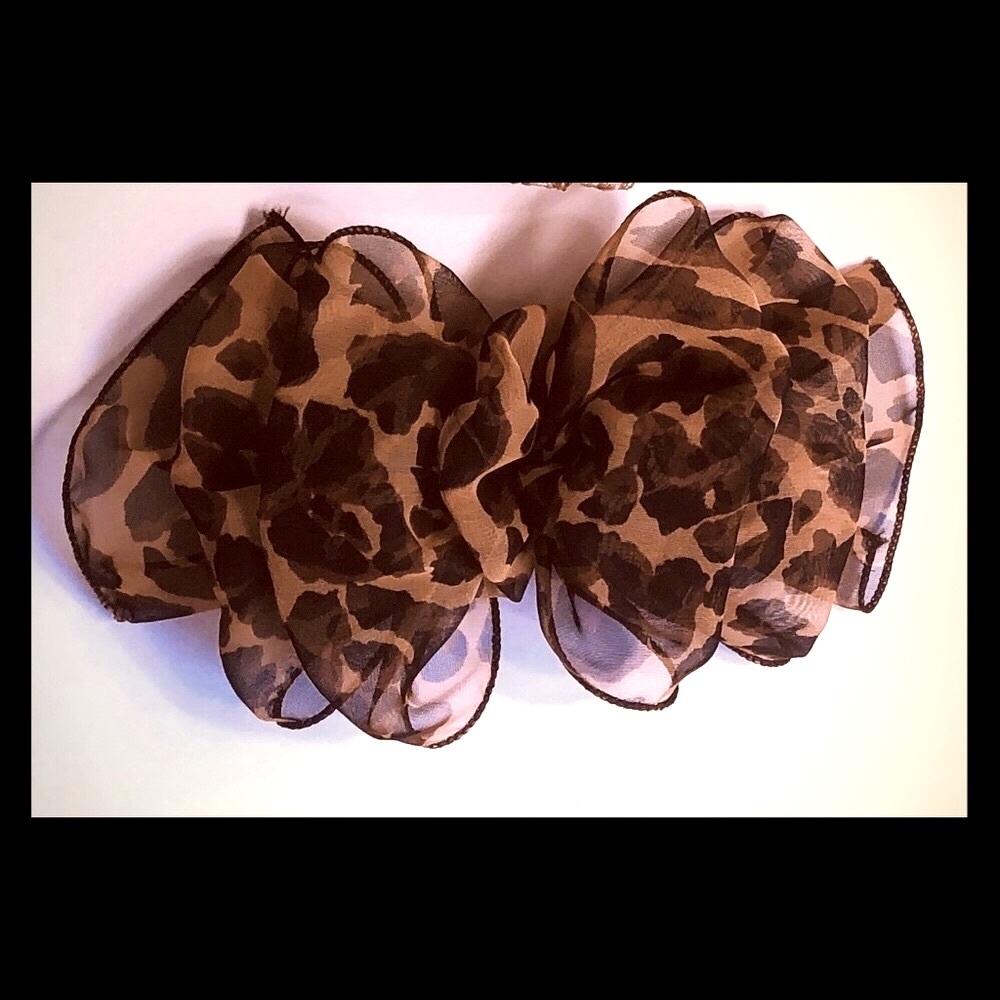 Boston proper leopard print hair clips
